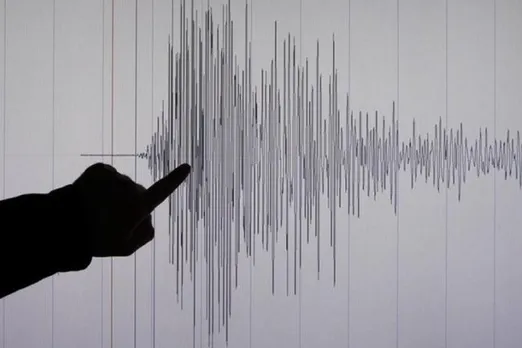 eartquake tremors felt in delhi NCR with magnitude of 4.6 on richter scale