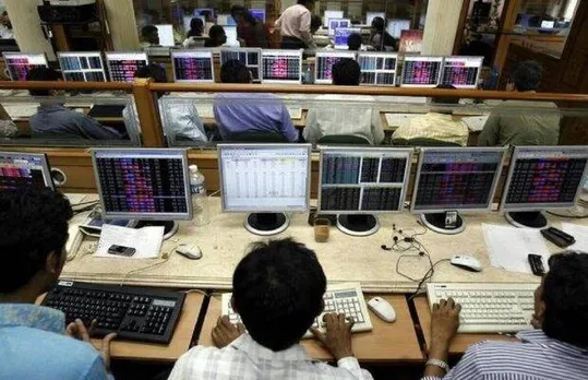 share market today 09 december live updates IN HINDI sensex nifty rupee vs dollar reliance voda idea airtel hcl nazara RailTel Indiabulls Housing Finance stocks in focus MapMyIndia IPO open today MapMyIndia IPO Shriram Properties