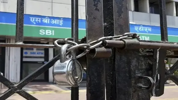Bank Strike, Today, strike, government banks, across the country, mobilization, employee, unions, against, outsourcing,