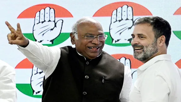 Supreme Court, RAHUL GANDHI, Modi Surname Defamation Case, Rahul Gandhi Defamation Case, राहुल गांधी, सुप्रीम कोर्ट, मानहानि केस, मोदी सरनेम केस, सुप्रीम कोर्ट से राहत, राहुल गांधी को राहत