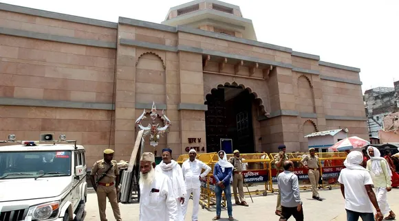 Varanasi Court Order: ज्ञानवापी केस में हिंदू याचिकाकर्ताओं के पक्ष में फैसला, मस्जिद कमेटी की अर्जी खारिज, अगली सुनवाई 22 सितंबर को