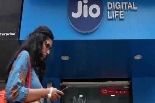 Reliance Jio ने 4G डाउनलोड स्पीड में किया टॉप, अपलोड की लिस्ट में Vodafone सबसे आगे