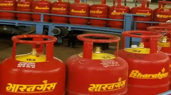 Bharat Petroleum Corporation BPCL becomes the First Company to Offer Digital Payment to Non-Internet Users
