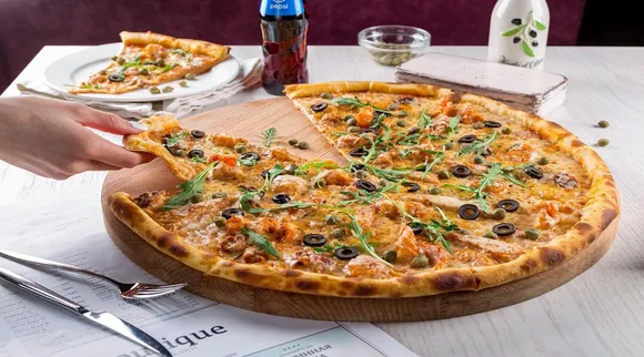 Restaurants cannot add service charge in food bills says union minister piyush Goyal