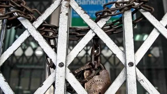 Government banks, nationwide strike, Saturday, opposing, outsourcing,