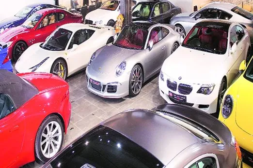 Automobile Sector Slowdown, Used Cars, Ola, Uber, second hand car market, second hand car price, ऑटो सेक्टर में मंदी, सेकंड हैंड कारें, used cars are behind auto slowdown