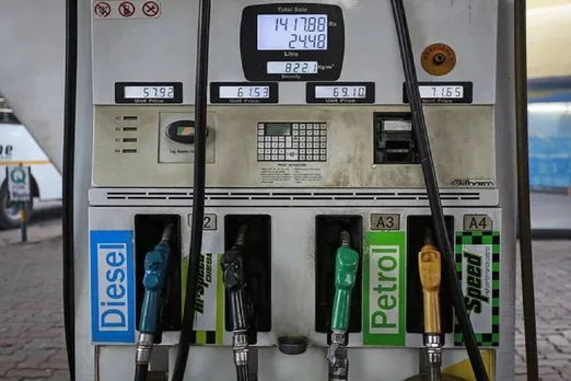 Punjab govt slashes petrol, diesel prices by Rs 10 & Rs 5