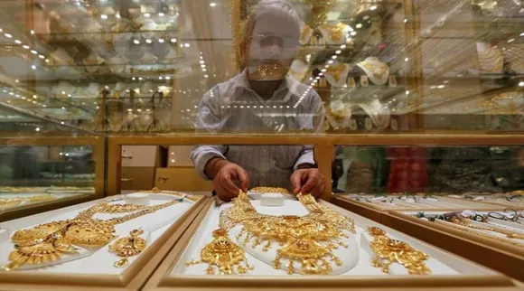 Gold and Silver Price Today Gold drops silver tumbles check 10 gram gold price today in delhi