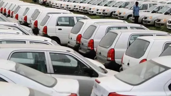 Festive demand, highest ever Passenger Vehicle Sales, three-wheeler sales, SIAM, SIAM October 2023 data, PV, CV, Three Wheelers, Two Wheelers, Commercial Vehicles, त्योहारी मांग, यात्री वाहनों की सबसे ज्यादा बिक्री, तिपहिया वाहनों की बिक्री, सियाम, सियाम अक्टूबर 2023 सेल्स डेटा, पीवी, थ्री-व्हीलर, टू-व्हीलर, वाणिज्यिक वाहन, कॉमर्शियल वेहिकल, थ्री-व्हीलर्स की बिक्री, टू-व्हीलर्स की बिक्री