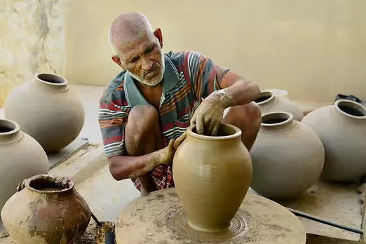 government will provide assistance for pottery and beekeeping activities, 8125 people will get benefited