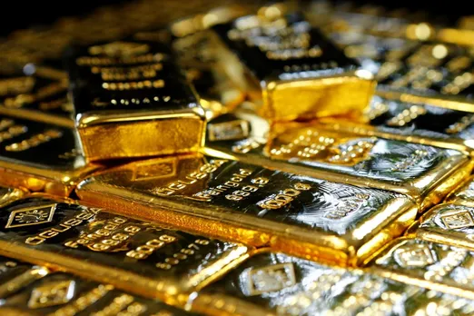 Gold price today 1st february, silver price today, Gold tanks Rs 1324; silver jumps Rs 3461 after budget announcements