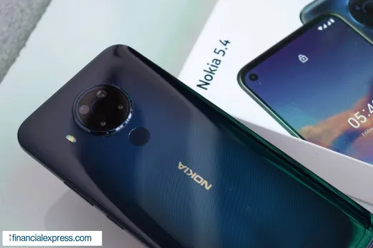The restructuring means the number of staff is expected to fall to 80,000-85,000 employees over a period of up to two years, Nokia said on Tuesday. It should reduce costs by 600 million ($715 million) by 2023.