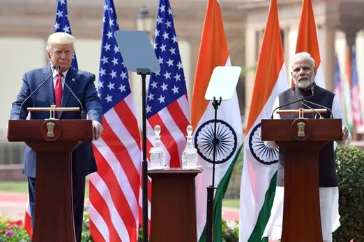 india and usa finalised defence deal worth of 300 crore dollar, Donald Trump, Narendra Modi, 5G technology, Defence, energy, terrorism, US president on india visit, डोनाल्ड ट्रम्प, नरेंद्र मोदी, डिफेंस डील, भारत और अमेरिका