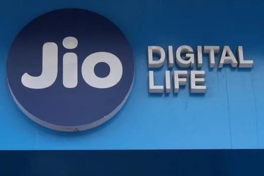 Internet user base rises 3.4 pc to 743 mn at Mar-end; Jio commands over 52 pc market: Trai data