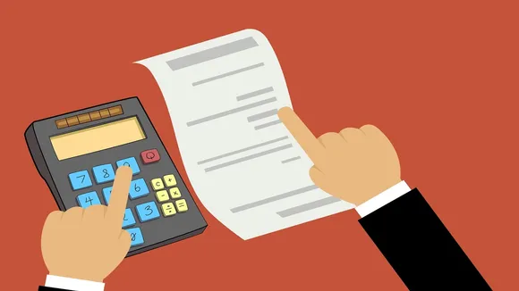How To Use Your Diwali Bonus, दिवाली बोनस का कैसे करें इस्तेमाल, fix your priorities, long term financial benefit, बेहतर भविष्य के लिए निवेश, सावधानी से तय करें प्राथमिकता, Tax Saving Investment, टैक्स बचाने के लिए निवेश, क्रेडिट कार्ड का कर्ज, पर्सनल लोन, इमरजेंसी फंड, म्यूचुअल फंड, ईएलएसएस, हेल्थ इंश्योरेंस, Investing to save tax, credit card loans, personal loans, emergency funds, mutual funds, ELSS, health insurance