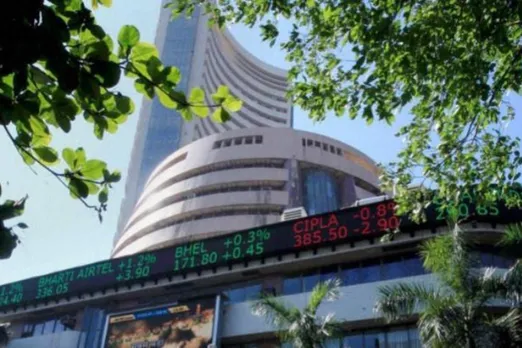 M-cap of eight of top-10 most valued companies zoom Rs 1.25 lakh crore; HDFC, TCS lead gainers