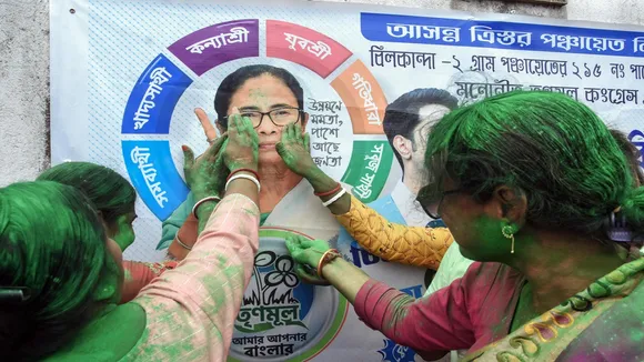 West Bengal poll results, TMC, BJP, Congress, CPM, Mamata Bannerjee, TMC sweeps rural polls, West Bengal Panchayat poll results, पश्चिम बंगाल पंचायत चुनाव, पश्चिम बंगाल स्थानीय निकाय चुनाव, पश्चिम बंगाल चुनाव, ममता बनर्जी, तृणमूल कांग्रेस, टीएमसी, बीजेपी, कांग्रेस, सीपीएम