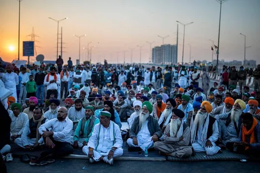 Farmers Protest, Farmers to begin day-long hunger strike on Monday, Agriculture Minister Narendra Singh Tomar will meet protesting farmers on Monday or Tuesday, Home Minister Amit Shah