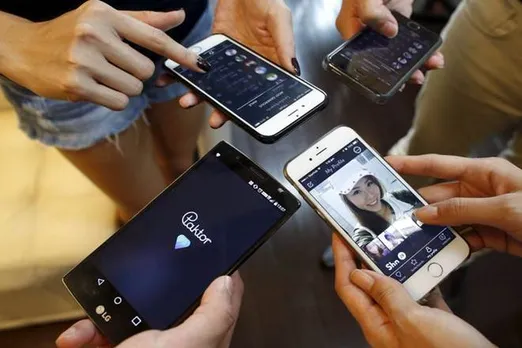 xiaomi price hike, realme price hike, xiaomi and realme hikes smartphone prices, Indian Smartphone Market, IDC, Smartphone price hike, Feature phone market in india, indian Smartphone market, LG, Samsung, iPhone