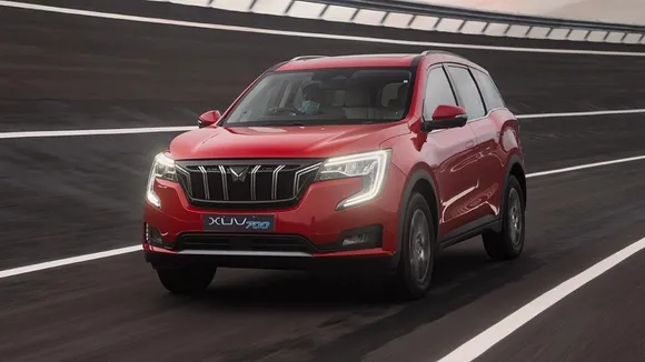 2022 Mahindra XUV700