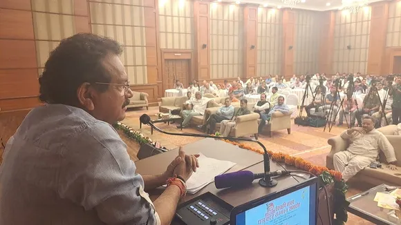 Modi government, union minister S P Singh Baghel, SP Baghel remark against Muslims, Muslims wear mask of tolerance to get vice-president, governor, vice-chancellor posts, मोदी सरकार के मंत्री का विवादित बयान, एसपी सिंह बघेल का विवादास्पद बयान, एसपी सिंह बघेल का मुस्लिम विरोधी बयान, पद पाने के लिए सहिष्णुता का मुखौटा पहनते हैं मुसलमान, राज्यपाल, उप-राष्ट्रपति, वाइस चांसलर, आंध्र प्रदेश के गवर्नर जस्टिस एस अब्दुल नजीर, केरल के राज्यपाल आरिफ मोहम्मद खान, Shri Justice (Retd.) S. Abdul Nazeer, Arif Mohammed Khan, Kerala Governor, Andhra Pradesh Governor