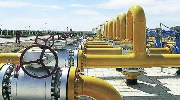 Oil & Gas: ऑयल मार्केटिंग कंपनियों की कमाई पर बढ़ा दबाव, HPCL, BPCL, IOCL में कैसे बनाएं मुनाफे की स्ट्रैटेजी?