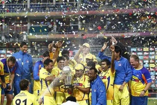 IPL 2020: चैन्नई सुपर किंग्स के कुछ सदस्य कोरोना पॉजिटिव, एक भारतीय गेंदबाज भी शामिल