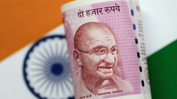 Indian-notes-Reuters-photo-3