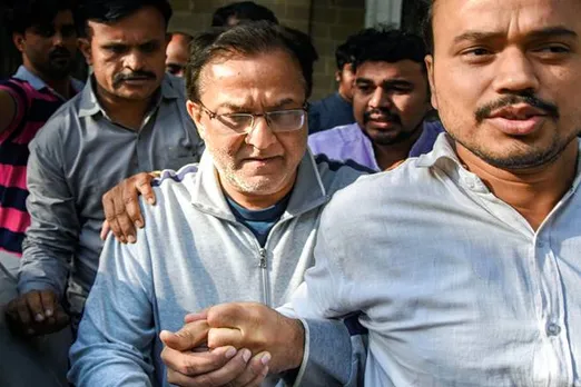 Yes Bank scam CBI searches 7 locations in Mumbai bank founder Rana Kapoor's family named as accused in FIR