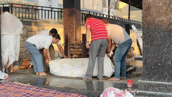 WhatsApp Image 2025-10-24 at 6.06.41 PM (1)