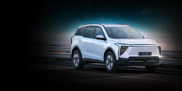 Mahindra XEV 9S Technology