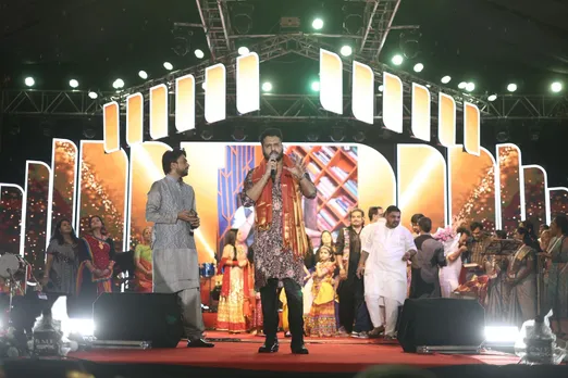 Raghav Nayyar Shines at Navrang Raas Utsav 2025 (2)