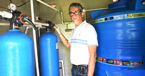 Jaydeep Mukherjee, founder of Meghdutam Foundation, led the initiative to bring safe drinking water to Raspur village.