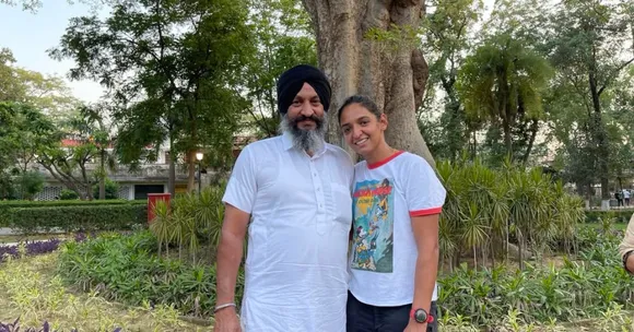 Harmanpreet with father
