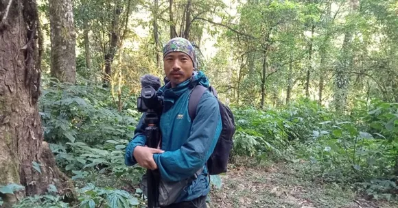 The honey hunters of the Khiamniungan tribe have an umblical link with the cliff bees