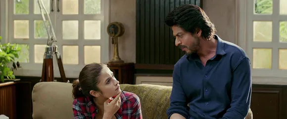 A still from Dear Zindagi