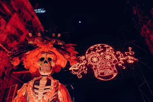 There’s a shared poetry in how both India and Mexico cultures turn memory into celebration. Both cultures honour their ancestors, celebrate the festivals of light and colour, and find joy in remembrance, besides seeing beauty in transformation, rituals and craftsmanship.