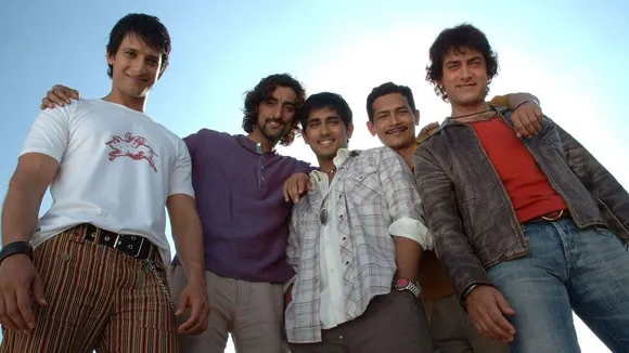 A picture of the five men who lead Rang De Basanti, another film that didn't have LGBTQ representation in Indian cinema, besides the queer rewritings of Bollywood films which has led to a boom of Queer Bollywood fanfiction