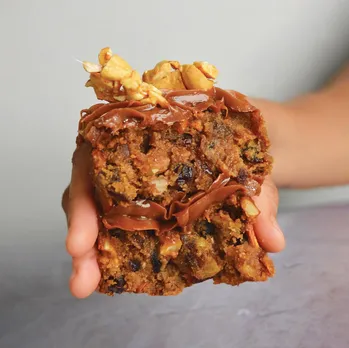 A squeezed slice of best Christmas cakes India, which is traditional, traditional, though Subko Coffee Roasters has made their own spin to this Christmas desserts India