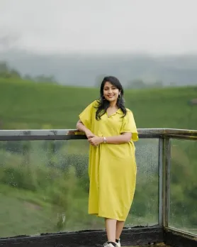 navya-nair-photo-3-2025-10-14-12-52-18
