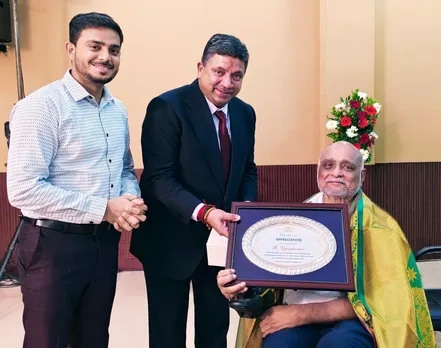 Periyar campaign bus PTR 2