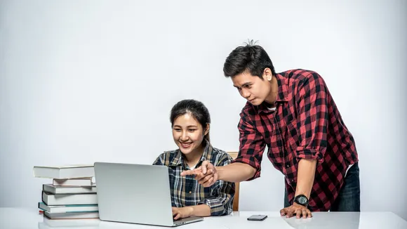 Sibling Entrepreneurs (3)