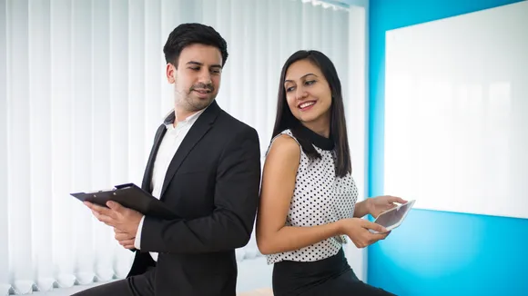 Sibling Entrepreneurs (9)