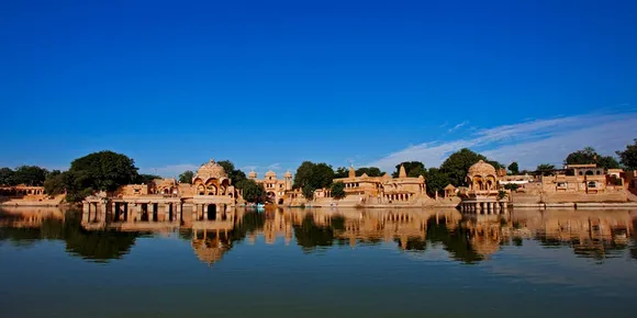 gadsisar-sagar-lake-jaisalmer-en