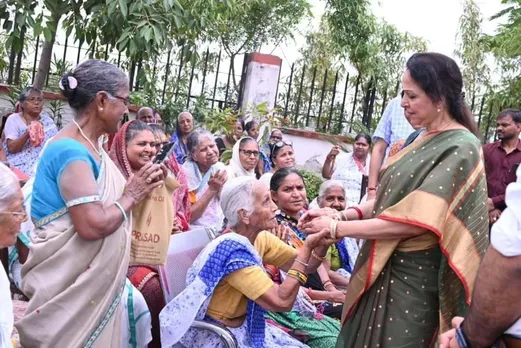 Hema Malini Meets Elderly Widows In Vrindavan