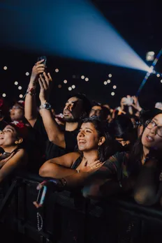 Himesh Reshammiya Turns the Stadium into a Nightclub Leaves Over 30 000 Fans Spellbound (11)