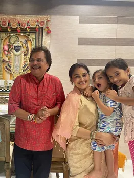 Asit Modi visits Disha Vakani house (1)