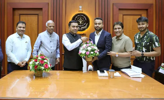 CM Dr Pramod Sawant with Dr Biswajit Mondal Dr Santosh Pandey