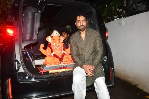 Sonu Sood Ganpati Visarjan
