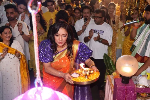 Ganpati Visarjan 2025 happened on the set of Anupama Rupali Ganguly and Rajan Shahi performed the puja (11)